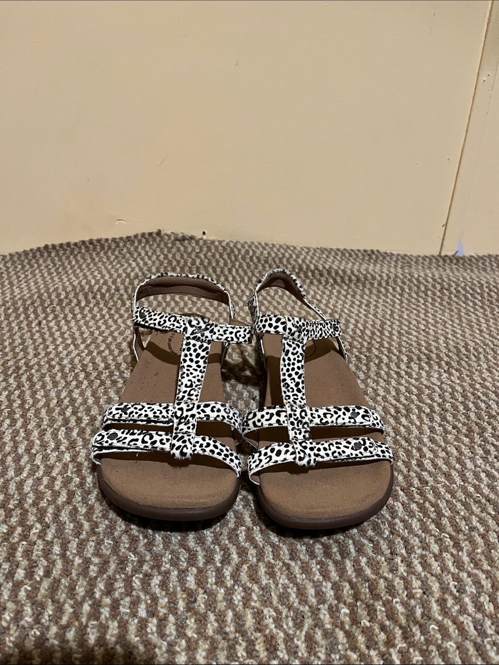 Taos Footwear women’s Black and White Leopard T-Strap Sandals